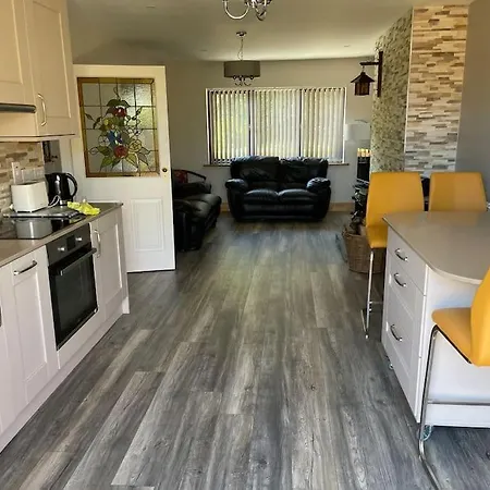 Harmony House Enclosed Near And Holiday home