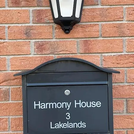 Harmony House Enclosed Near And Tramore