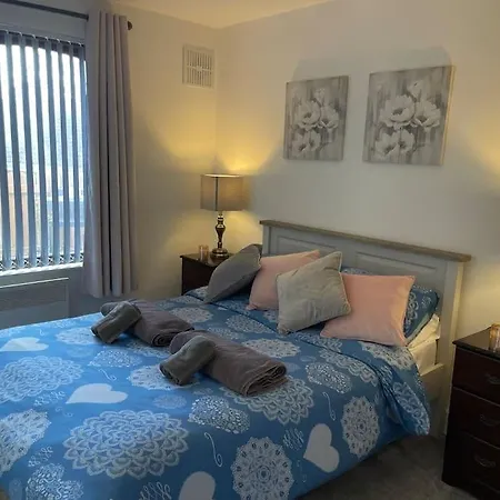 Harmony House Enclosed Near And Semesterbostad