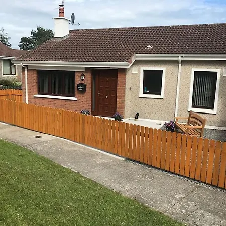 Harmony House Enclosed Near And Semesterbostad Tramore