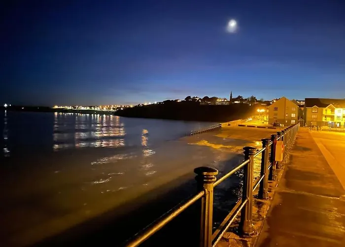 Harmony House Enclosed Near And 펜션