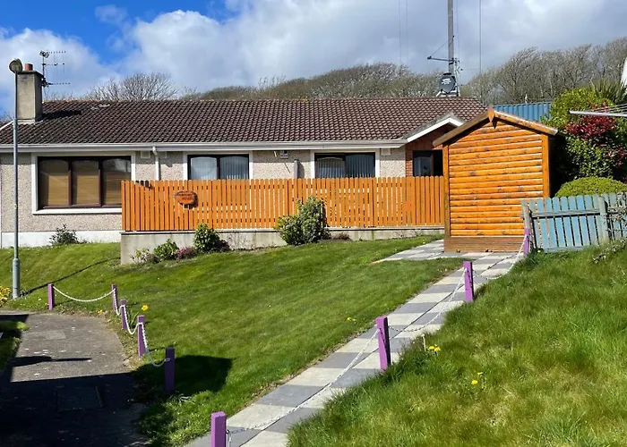 Harmony House Enclosed Near And 펜션 *